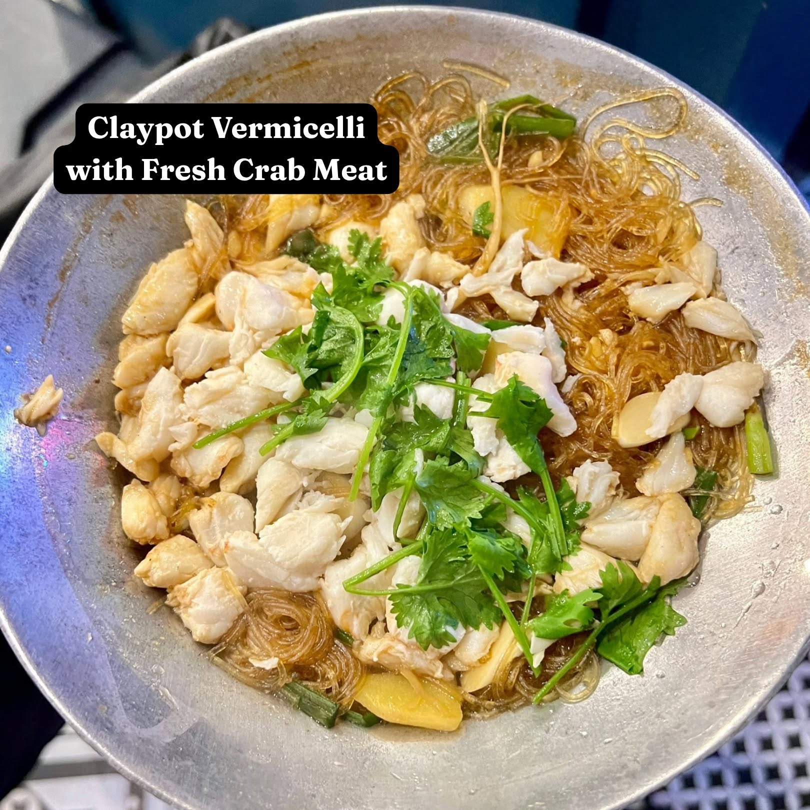 Claypot vermicelli with fresh crab meat at I Love Sukhothai