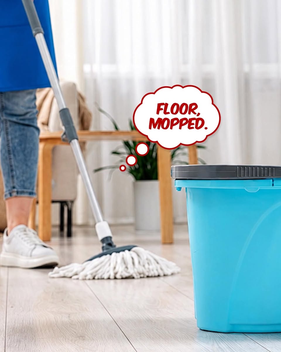 Plantation Plaza Urges Shoppers to Overturn Pails to Prevent Dengue