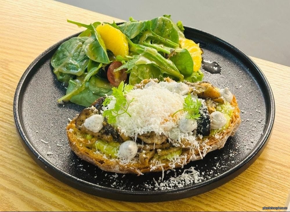 Brunch & Co Cafe - Image 22
