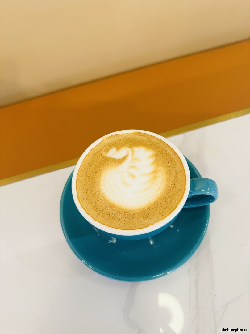 Brunch & Co Cafe - Image 9
