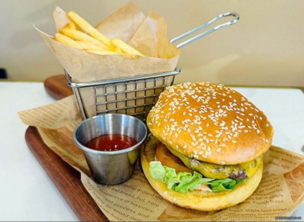 Brunch & Co Cafe - Image 24