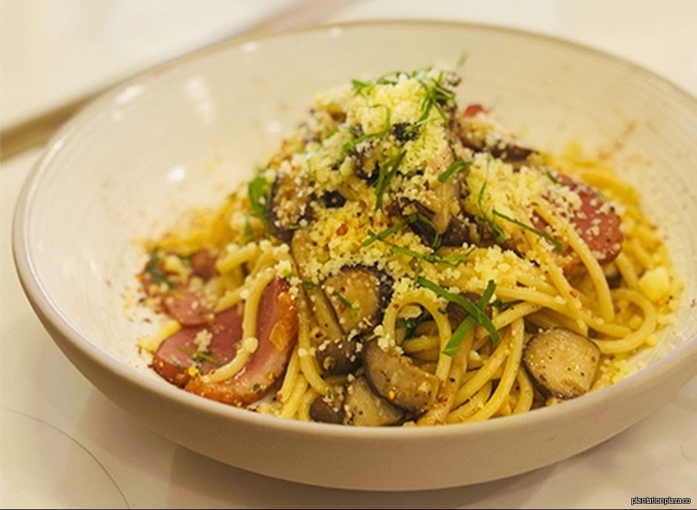 Brunch & Co Cafe - Image 29