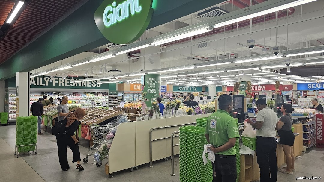 Giant Supermarket