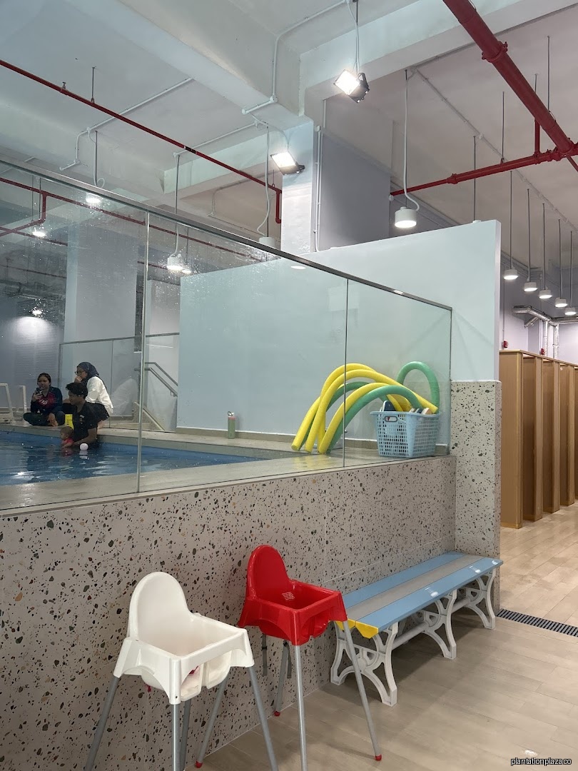 Happy Fish Swim School - Tengah - Image 10