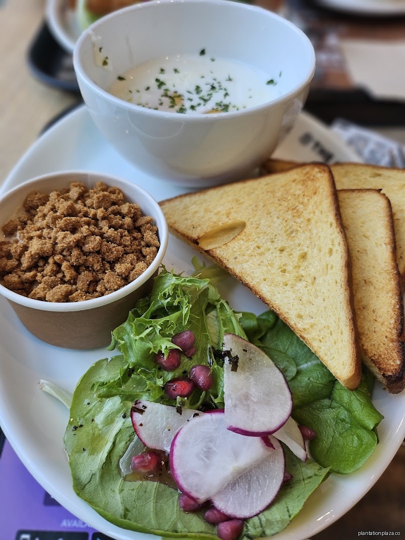 The Coffee Bean & Tea Leaf - Image 23